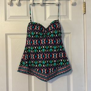 Apt 9, Multi-Colored, Large, Like New.